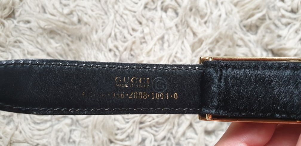 GUCCI pasek czarny ze złotą klamrą numer seryjny made in italy długość