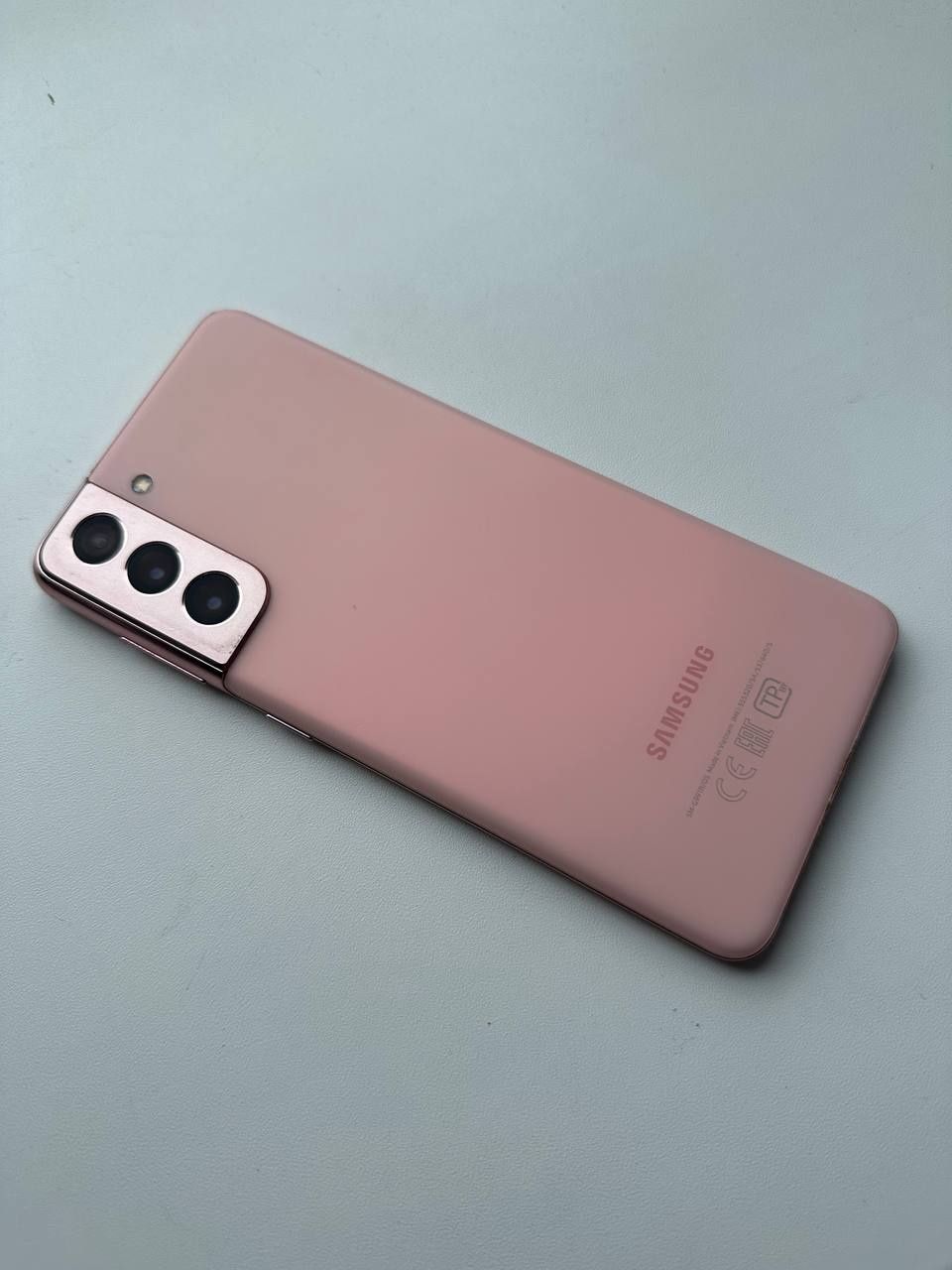 Телефон Samsung  s21