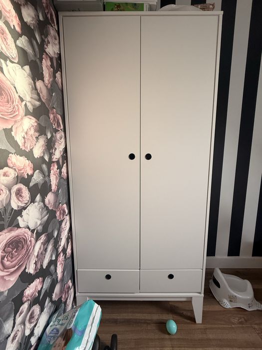 Szafa nowoczesna biala