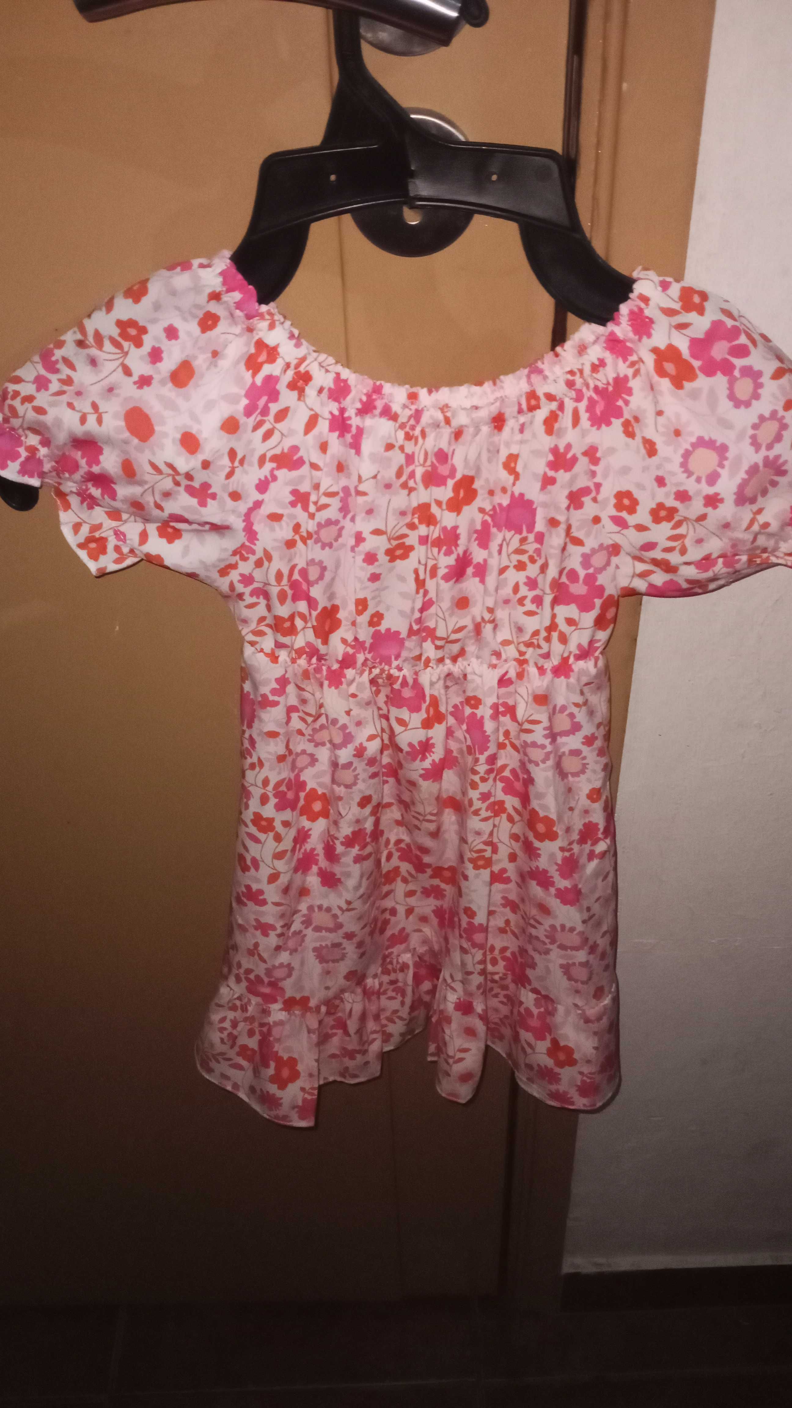 Vestidos menina 24 meses e 18