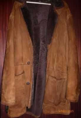 Casaco de pele para homem em bom estado. Medida nº54