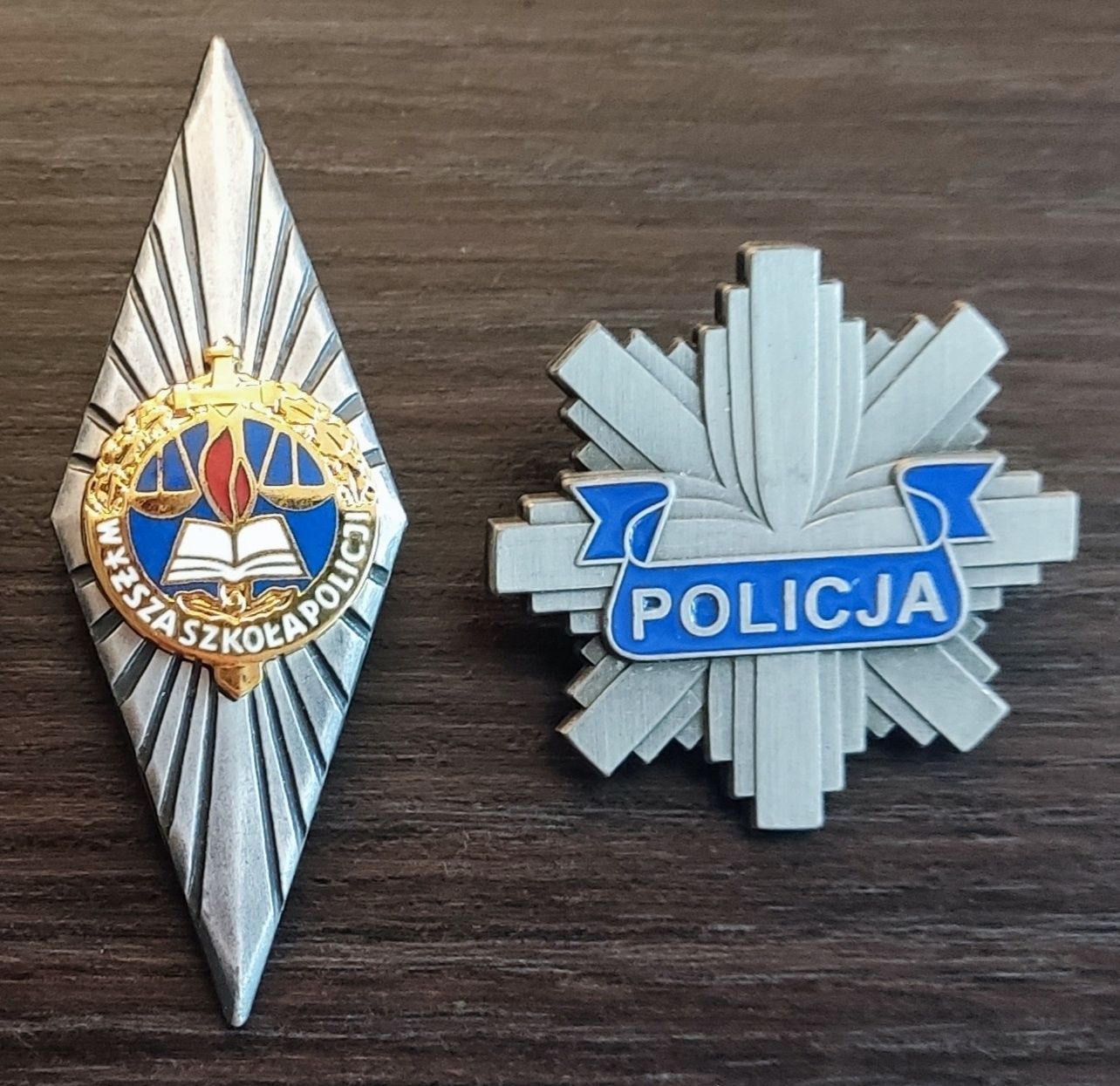 Odznaka policyjna absolwentka Policja blacha miniatura