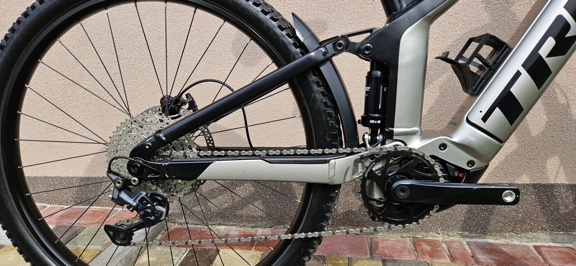 Trek Powerfly 4 PowerTube 625| 2021 рік. L.