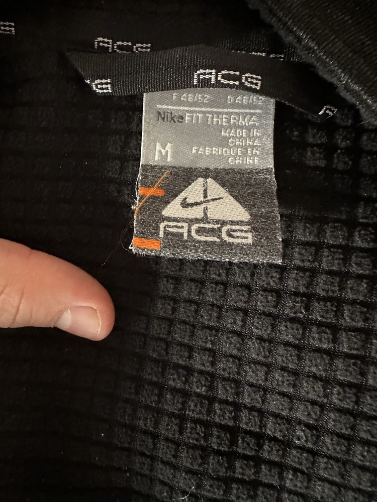 тепла зіпка nike ACG