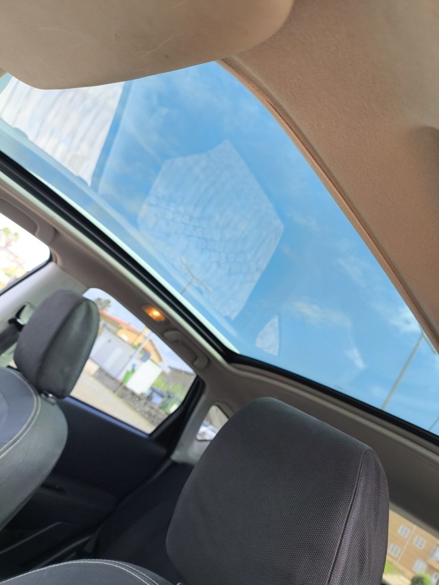 Nissan Qashqai 1.6- 130CV / 18" / Tecto Panorâmico/ GPS