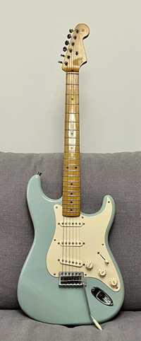 Fender Stratocaster