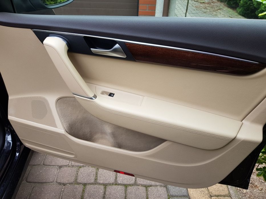 VW Passat B7 Highline 2,0 TDI
