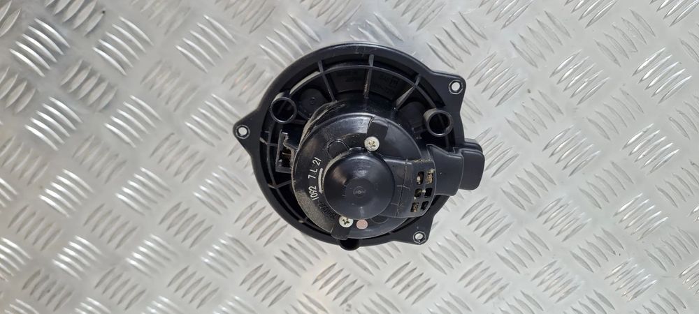 Suzuki Jimny Dmuchawa Wentylator Nawiewu