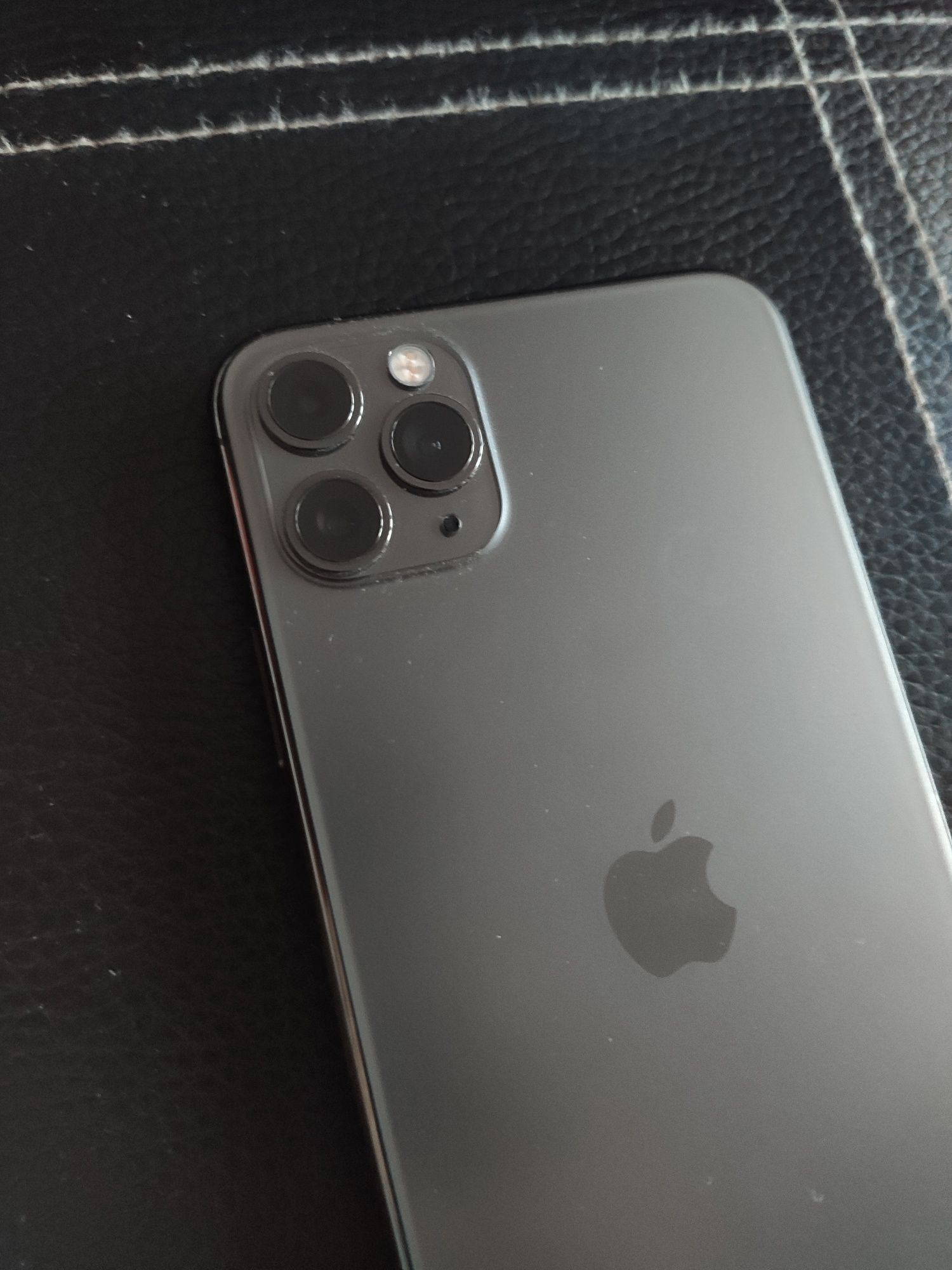 iPhone 11 pro max stan idealny