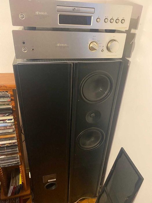 Amplificador Inkel (AX-7R) e Leitor CDs (CD-7C) + Colunas (Fine Arts)