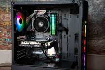 Zestaw komputerowy Ryzen 5, RTX 3060, 32GB RAM, 1TB SSD – Stan idealny