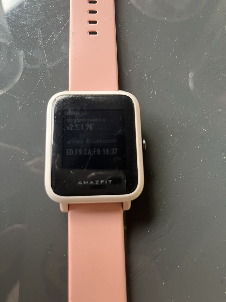 Amazfit A1821 smartwatche