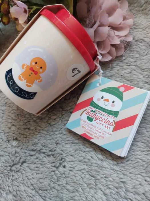 Nowy kubek z czekoladą w środku plastikowy prezent święta świąteczny