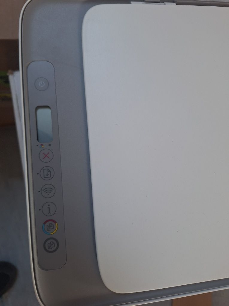 Mała drukarka HP DeskJet 2820e