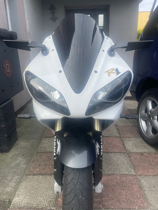Yamaha R1 RN04 ( silnik od RN09 nowszy model )