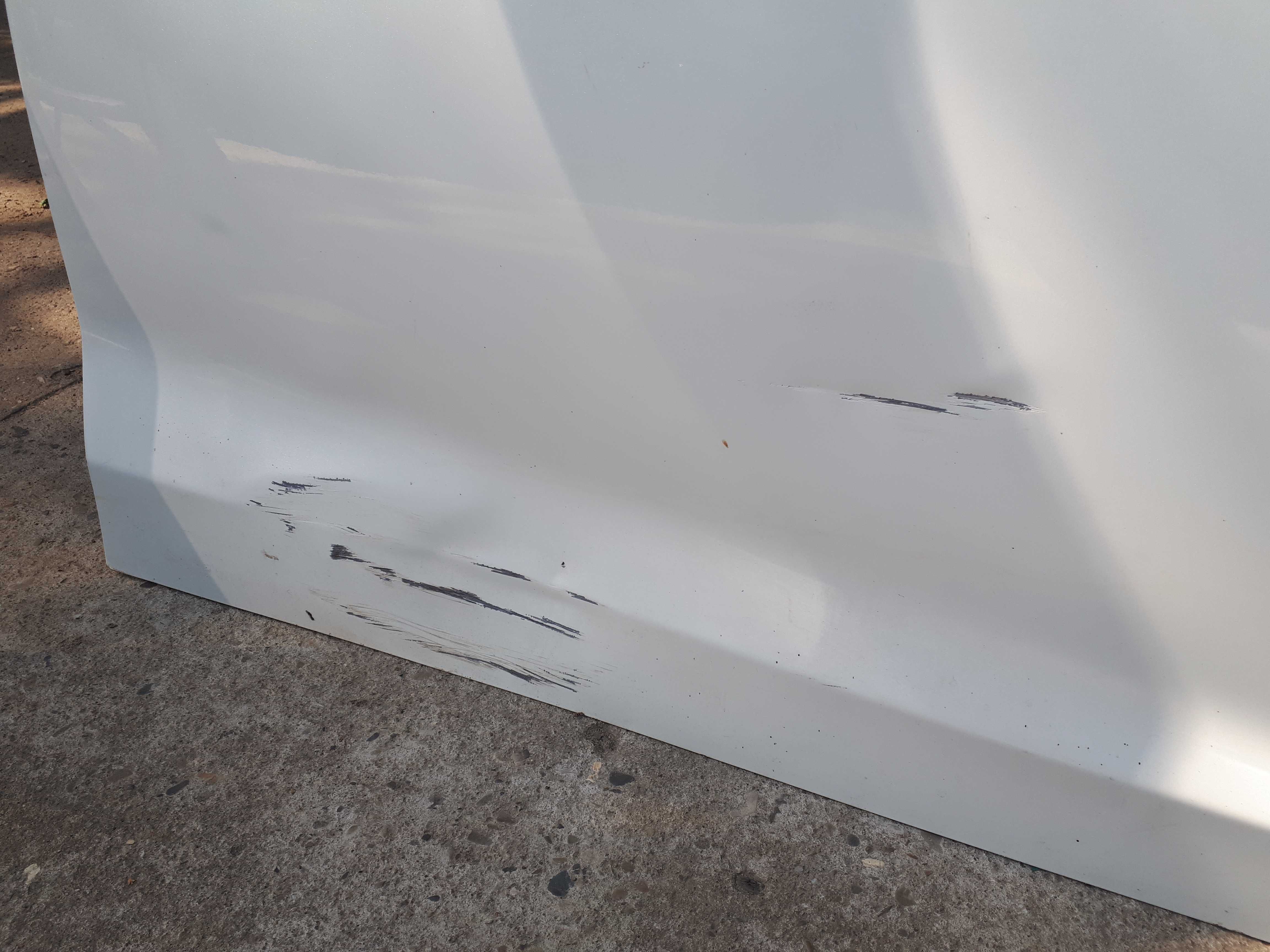 Honda Jazz 2016 drzwi prawy przód uszkodzone