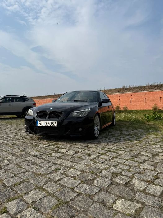 BMW Seria 5 BMW E60 550i
