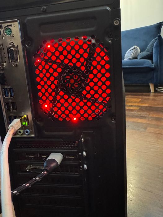 Komputer Gamingowy Ryzen 5 2600x 960GTX ram 16GB