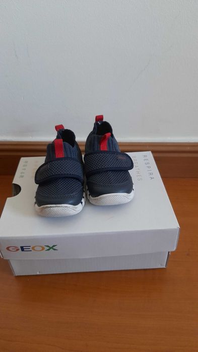 Ténis Geox *Novos* tamanho 19