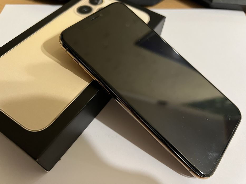 Продам Iphone 11 pro 64 gb Gold