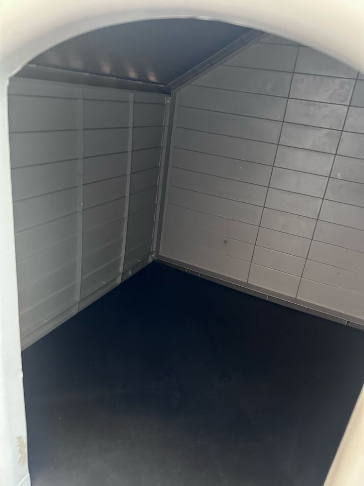 Vendo casota de cão excelente estado