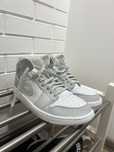 Nike Air Jordan 1