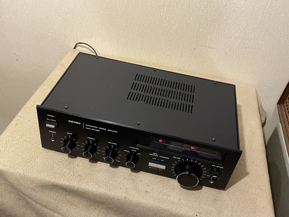 Японский красивый HI-FI усилитель DENON SA-2980