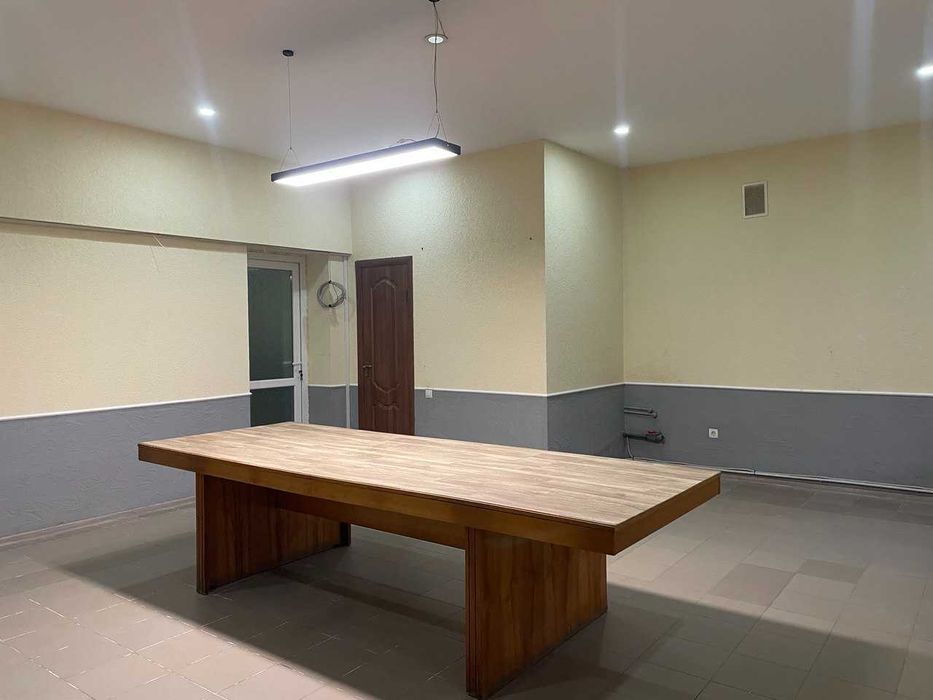 Оренда комерція магазин офіс склад аптека приміщення  105 кв м