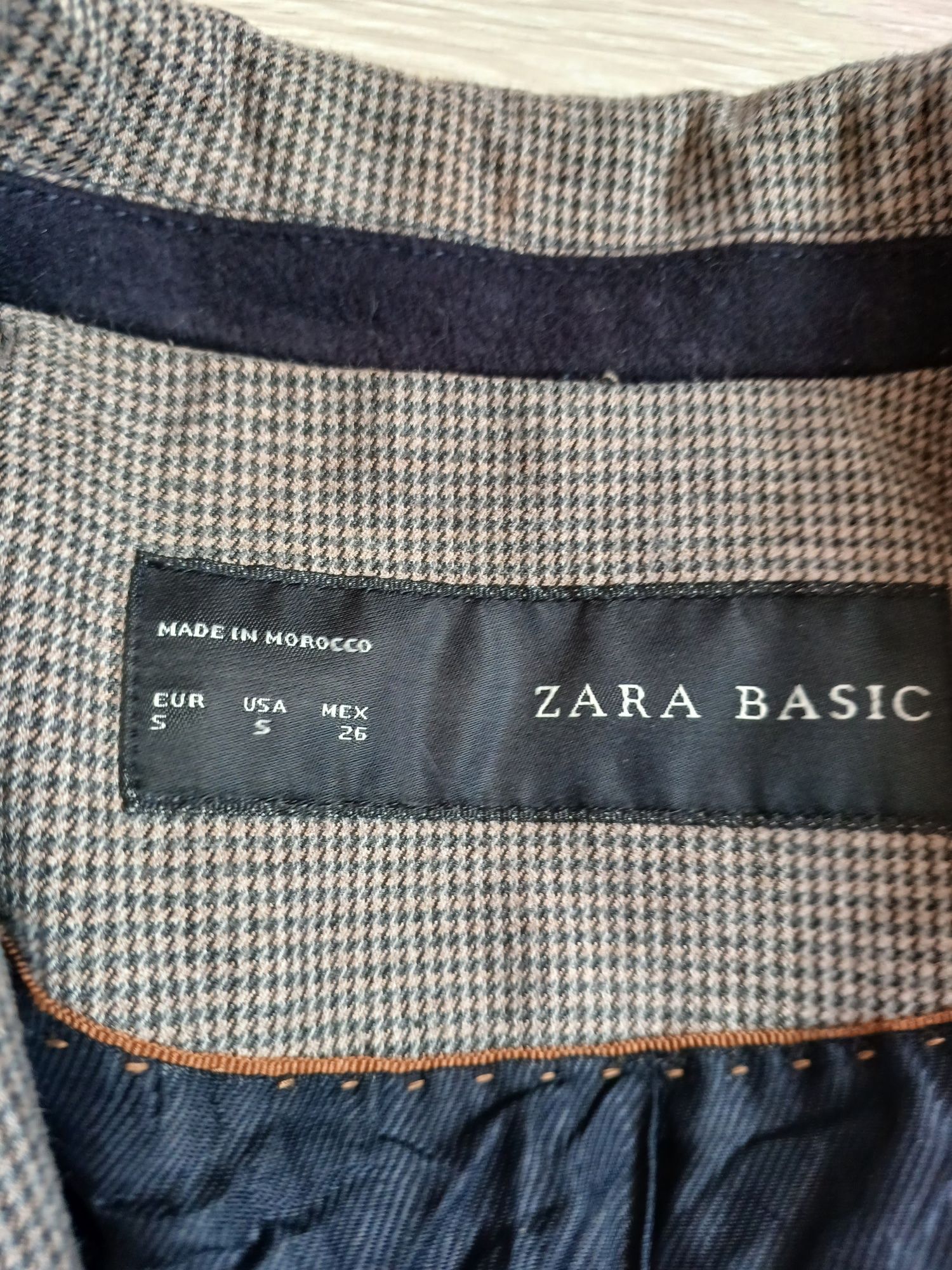 Пиджак Zara очень стильный