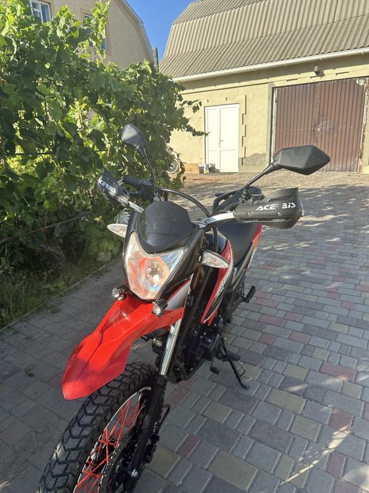 Продам   Loncin Pruss 200