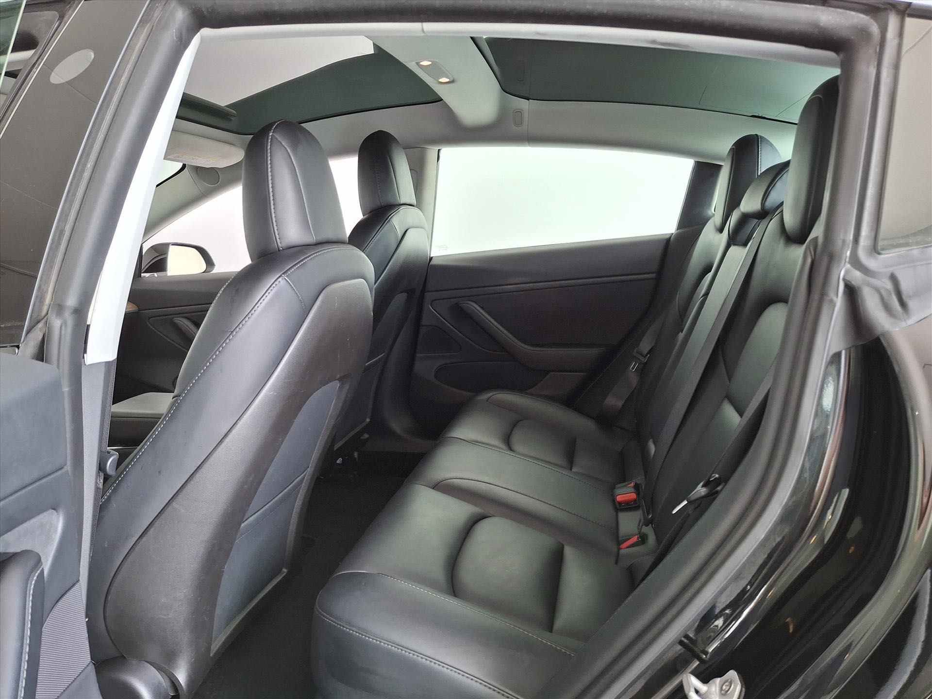 Tesla Model 3 Dual Motor Long Range