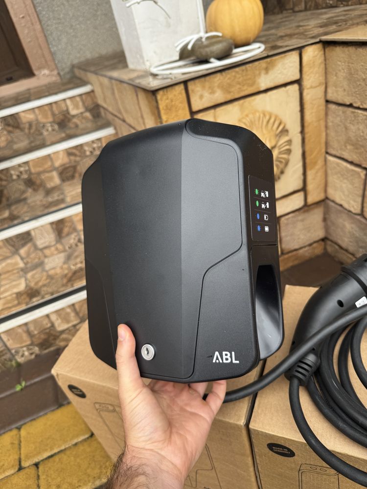 Зарядна станція (NEW) eMH1 11 кВт 380В ABL Німеччина 1W1108