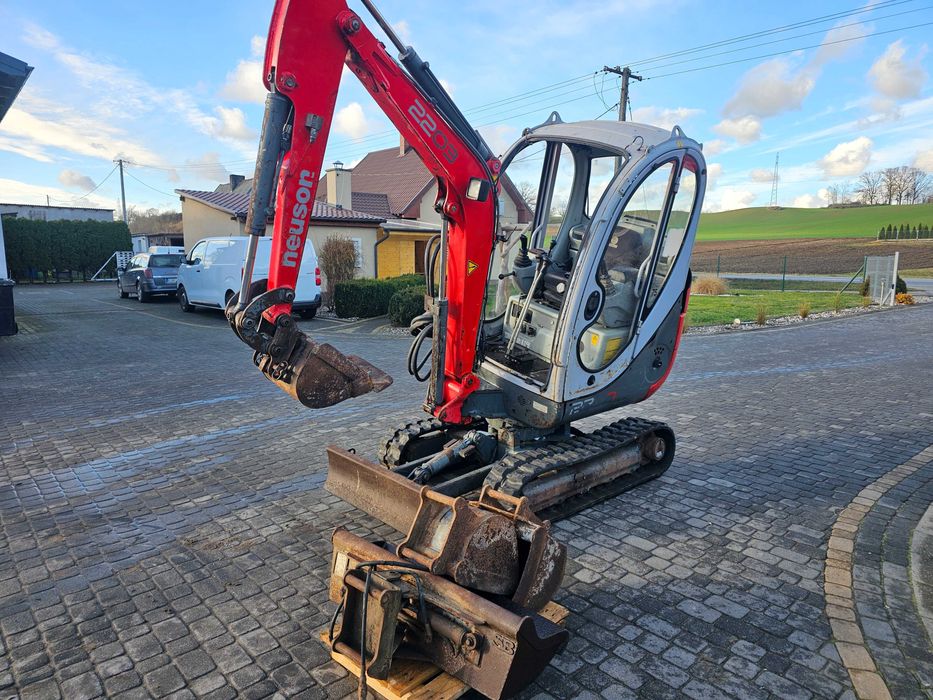 Mini Koparka Neuson 2203