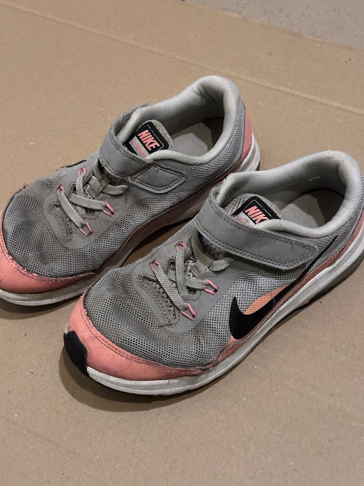 Buty nike dzieciece 34