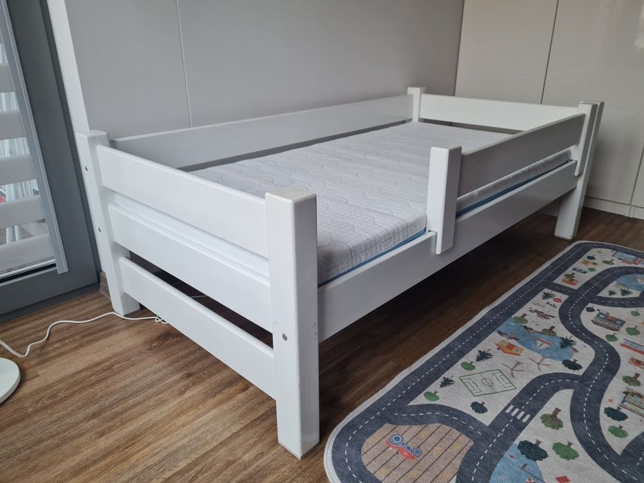 Łóżko dziecięce drewniane 80x160