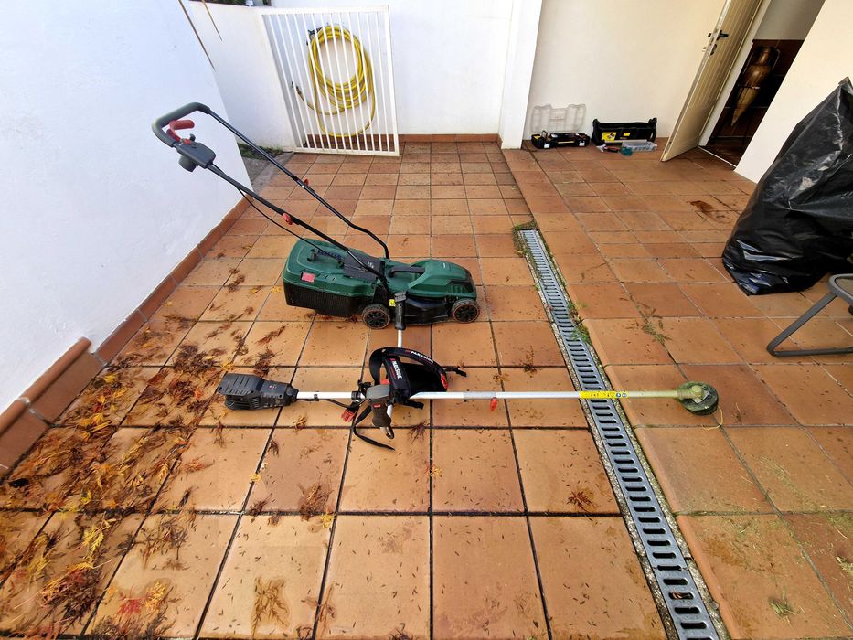 Aparador de relva a bateria parkside