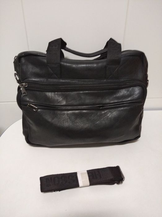 Mala grande que dá para computador