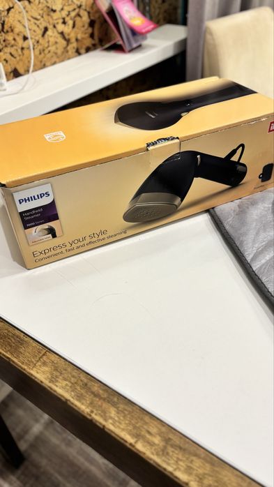 Відпарювач PHILIPS 7000