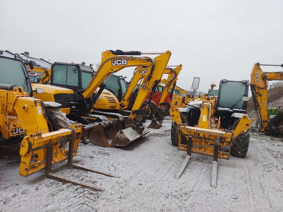 Запчастини до екскаваторів Hitachi New Holland, CASE, Fiat Hitachi