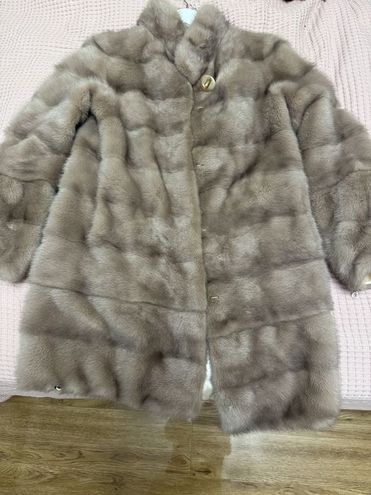 Натуральна норкова шуба автоледі