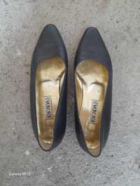 Buty skórzane czarne firmy Eskada