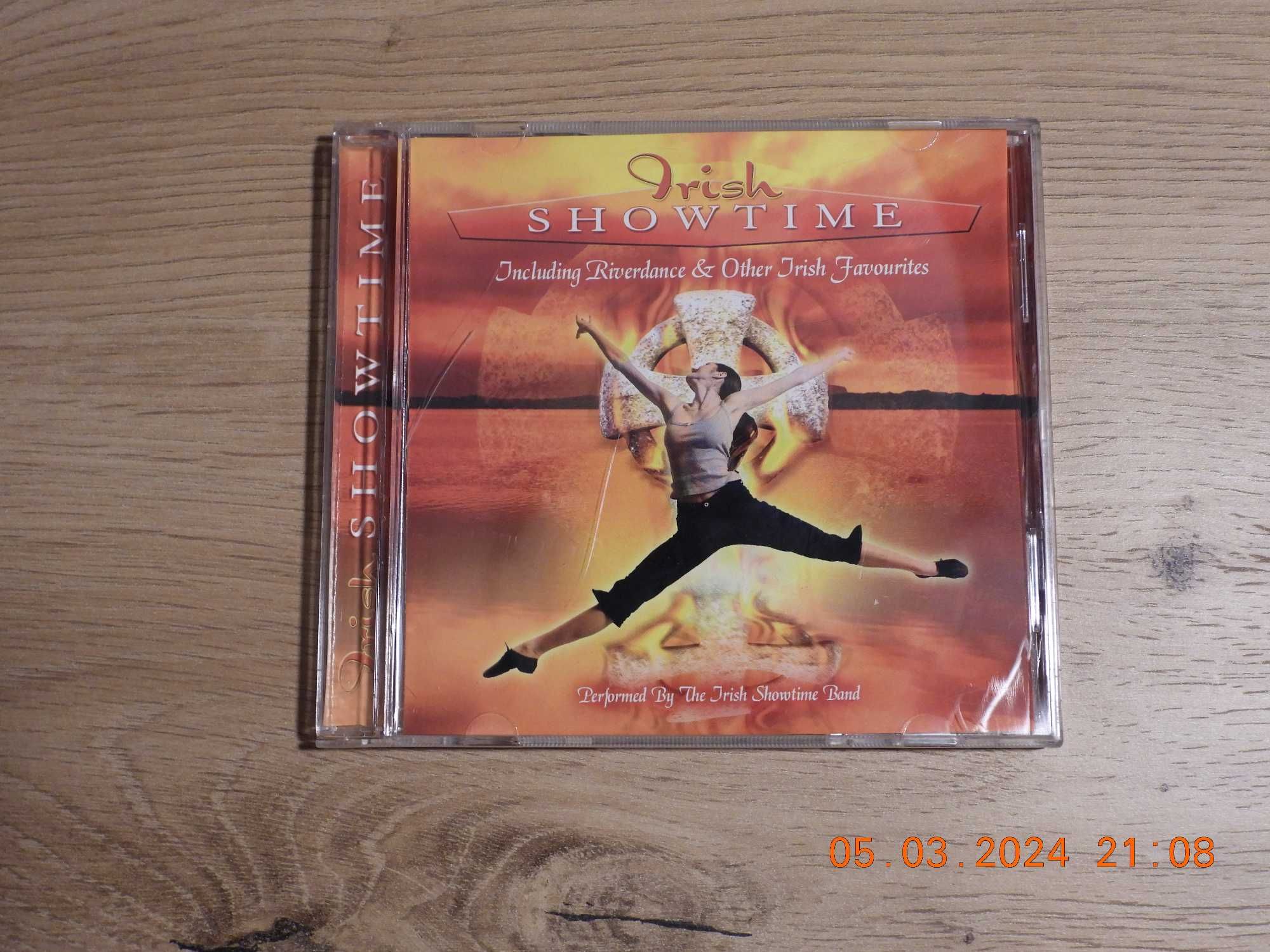 Irish Showtime - Including Riverdance & Other Irish Favourites -CD