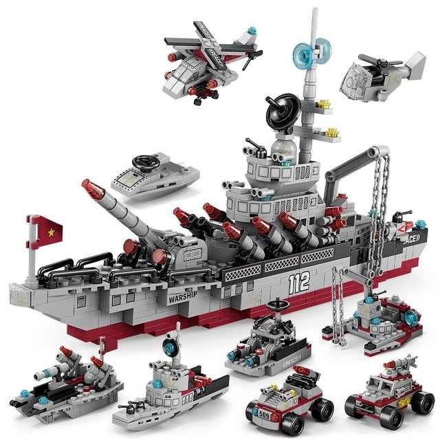 Конструктор "Військовий корабель" сумісний із Lego 554 деталей