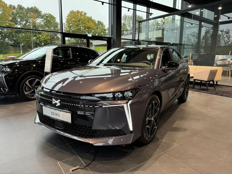 DS Automobiles DS 4 N°4 Jules Verne z napędem Mild Hybrid Leasing 104% - edycja limitowana