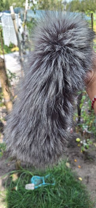 Воротник зі шкури фінської чернобурки