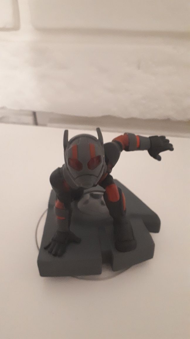 Disney Infinity 3.0 figurki Antman, Czarna Pantera, Vision