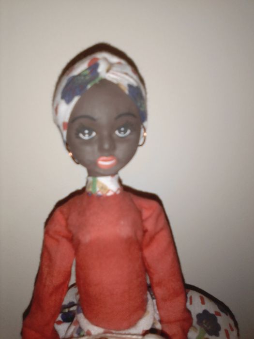 Bonecas de porcelana estão novas  como se vê nas fotos