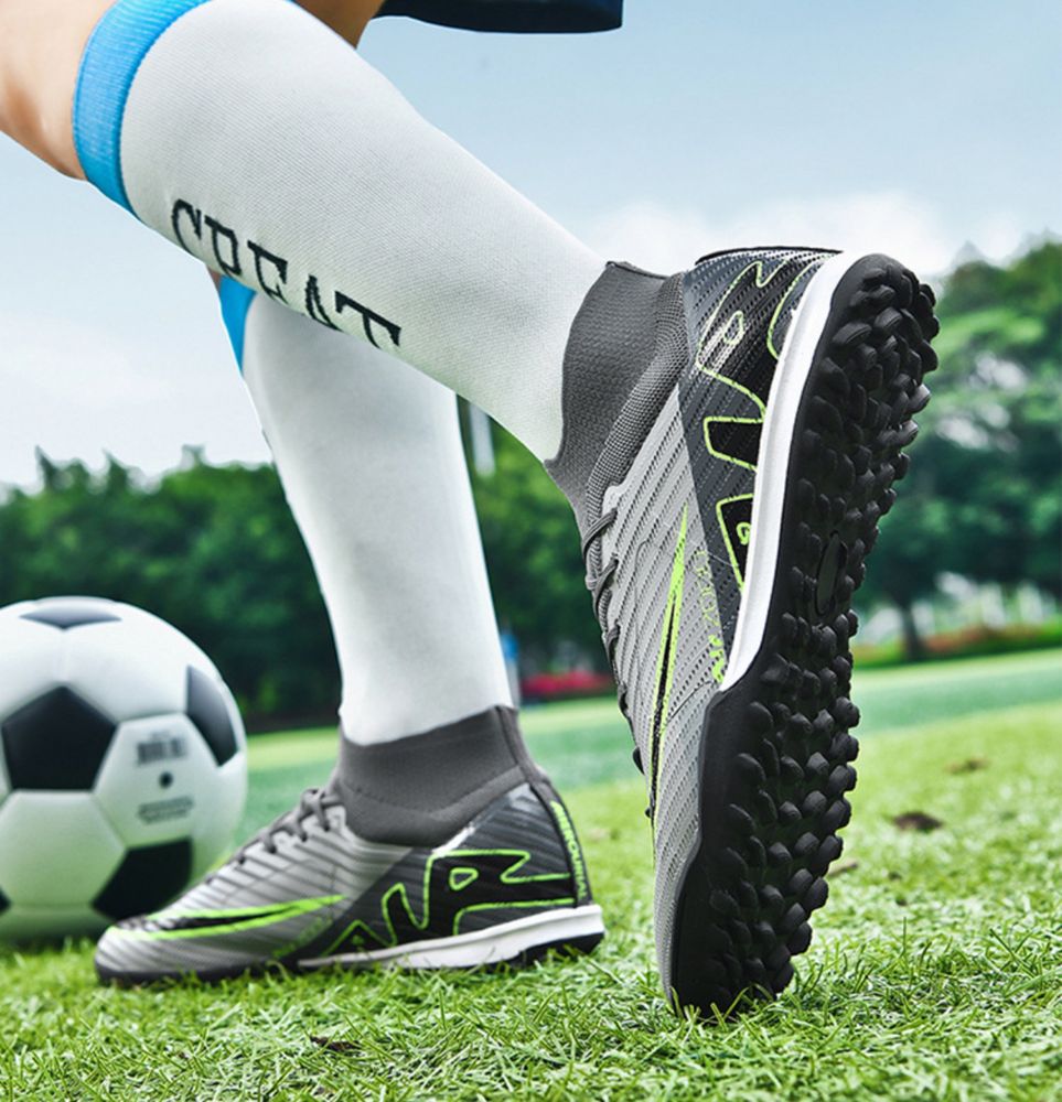 Buty piłkarskie turfy skarpeta obuwie sportowe futbolówki orlik