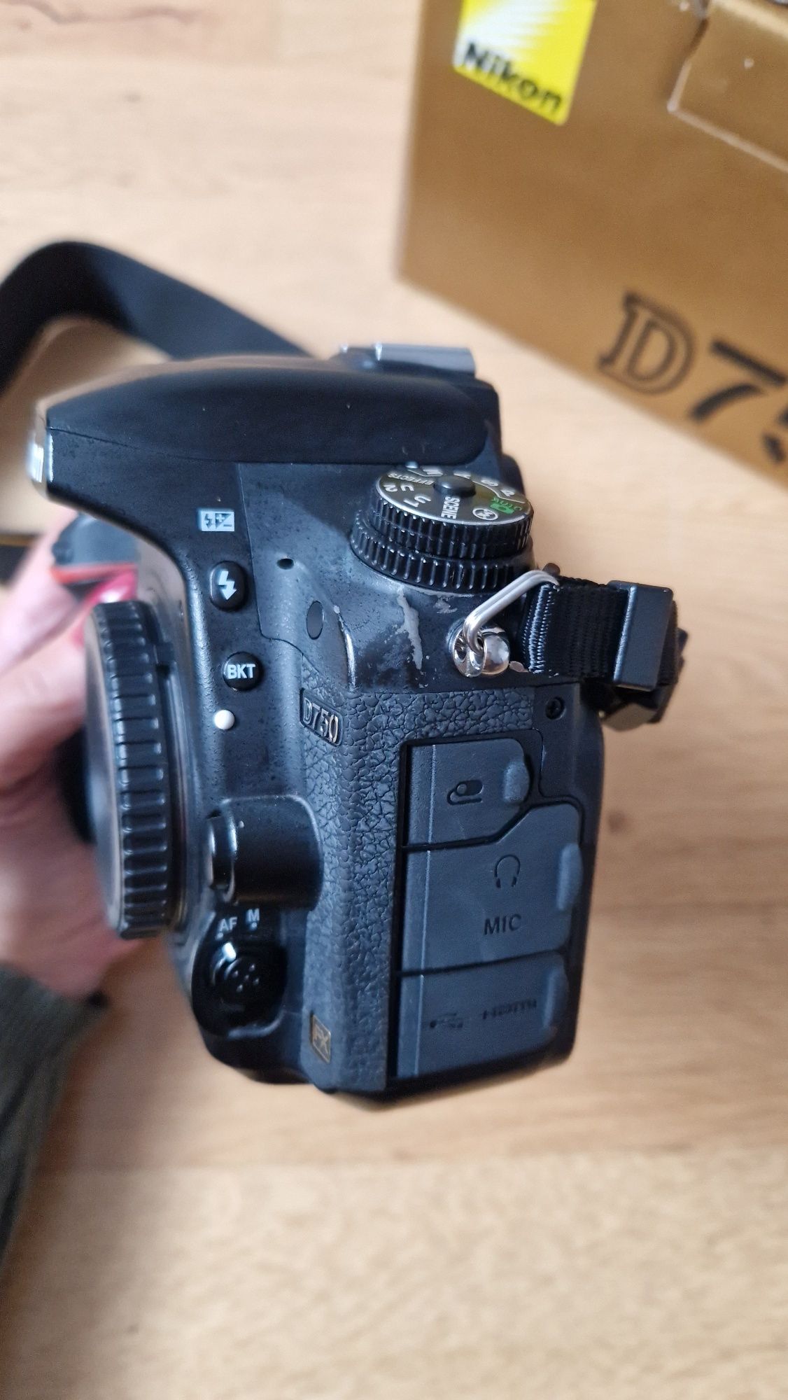 Aparat lustrzanka Nikon d750 przebieg 65tys zdjęć