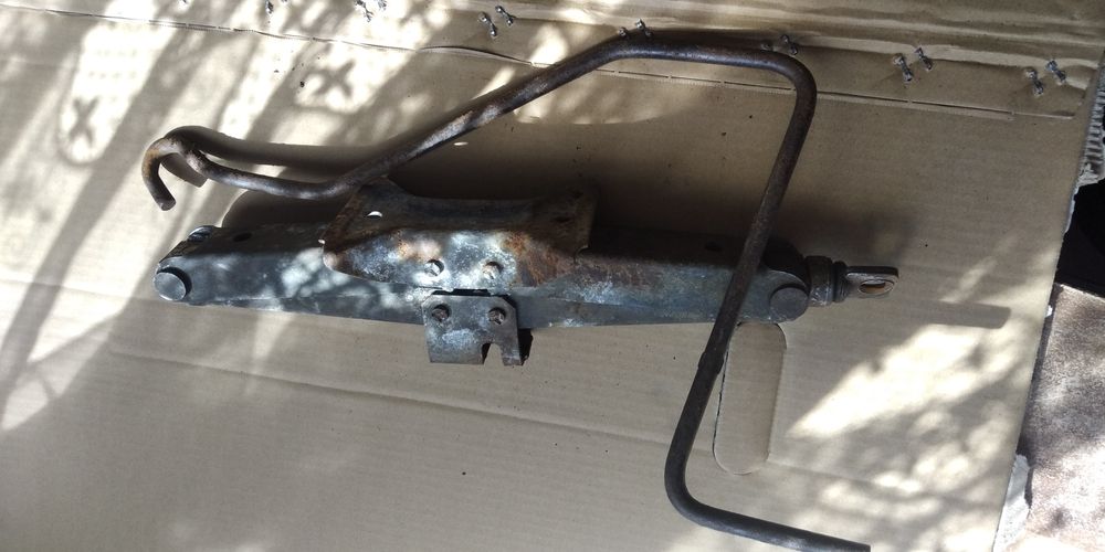 Lewarek golf 4 klucz do kół